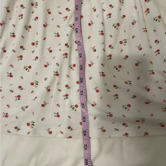 Cotton On White Dress with Red Floral Print - Picture 3 of 6